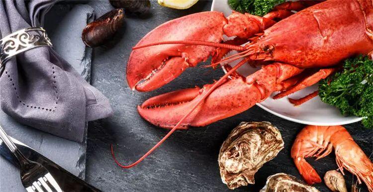 惊呆!新西兰小龙虾出口中国1公斤卖1000美元,还有葡萄酒和瓶装水……